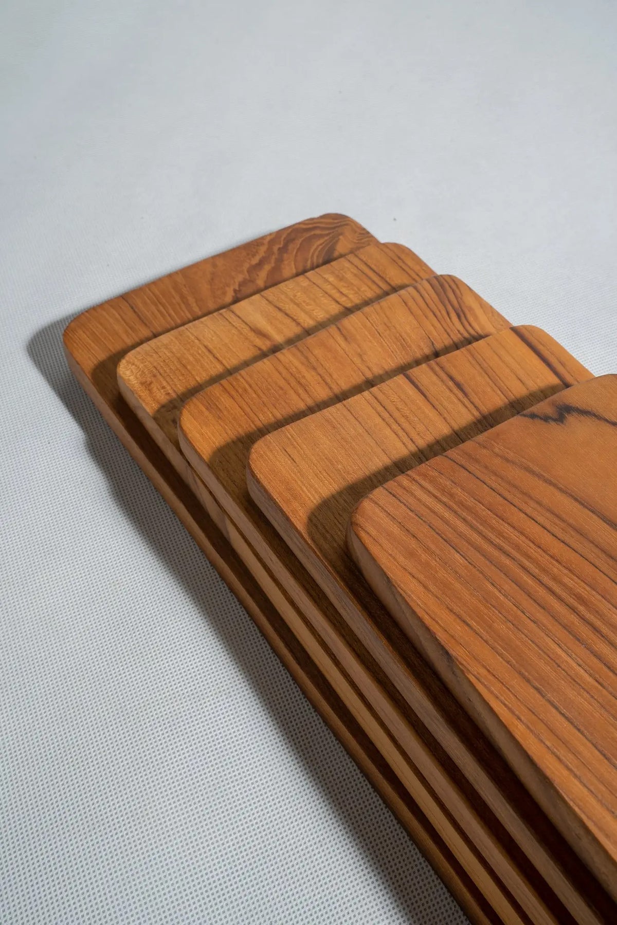 Teak serving board with handle – view 21