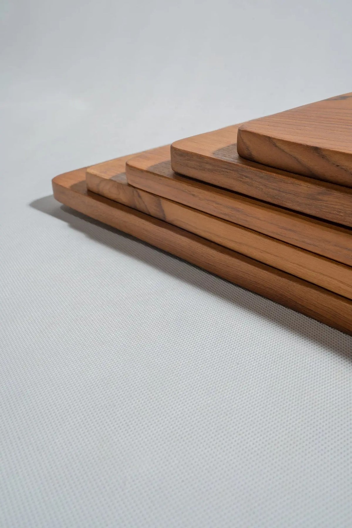 Teak serving board with handle – view 16