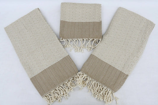 Light brown hand and kitchen towel – view 2