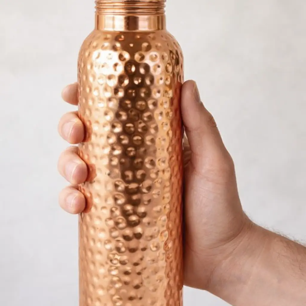 Hammered copper water bottle, 600 ml – view 2