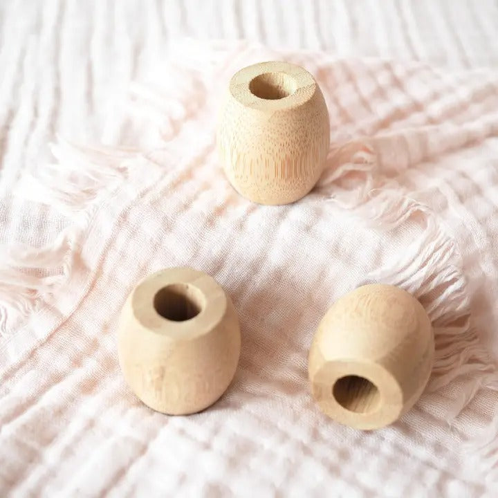 Bamboo toothbrush stand – view 2