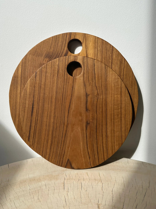 Round teak board with cut-outs, 30 cm